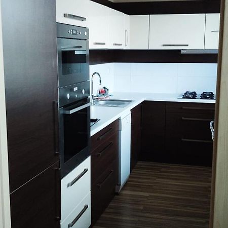 Apartman Hodonin 7 7 7 2 3 4 1 9 4 ภายนอก รูปภาพ