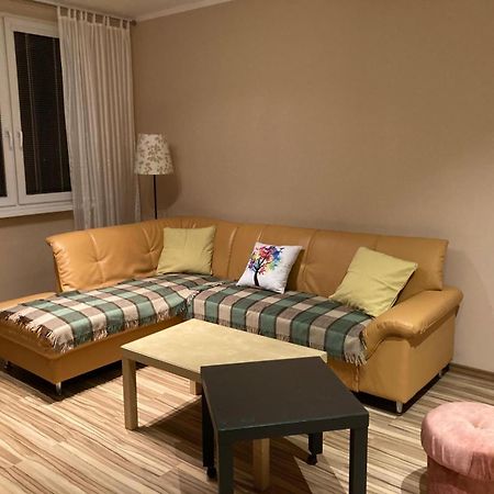 Apartman Hodonin 7 7 7 2 3 4 1 9 4 ภายนอก รูปภาพ